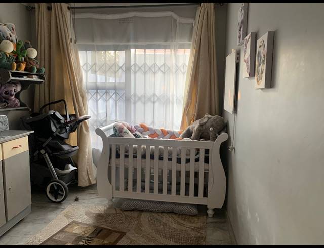 4 BEDROOM HOUSE FOR SALE IN FINSBURY